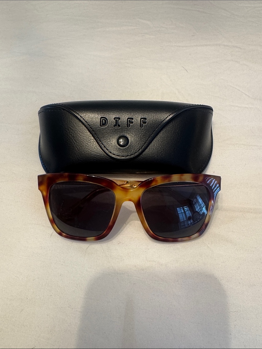 Diff Eyewear Tortoiseshell Sunglasses with Gold Temples